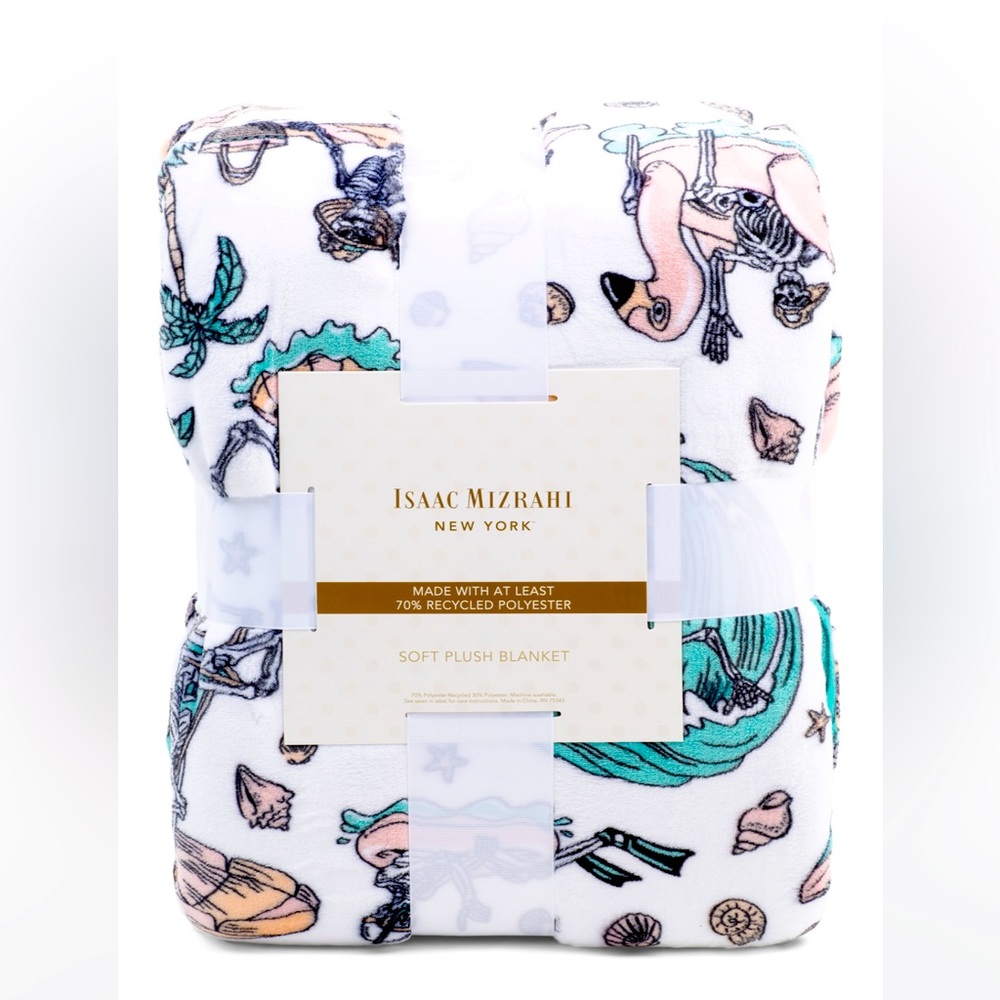 Isaac Mizrahi Soft Plush Blanket Beach Skeletons